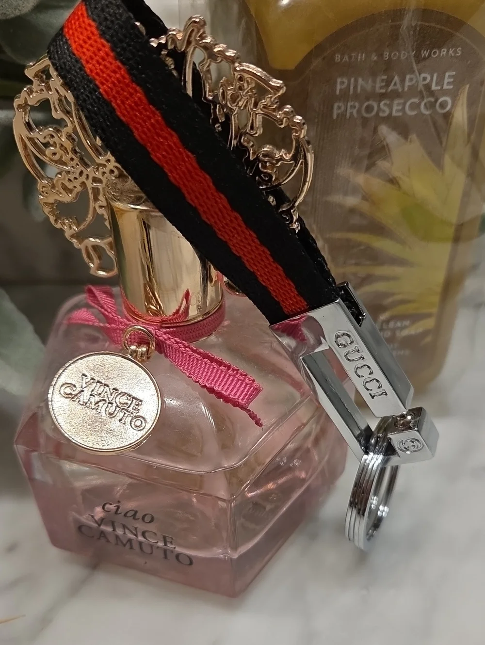 NWOT Gucci Black and Red Web Stripe Key Ring with Silver Hardware Full Inclusion